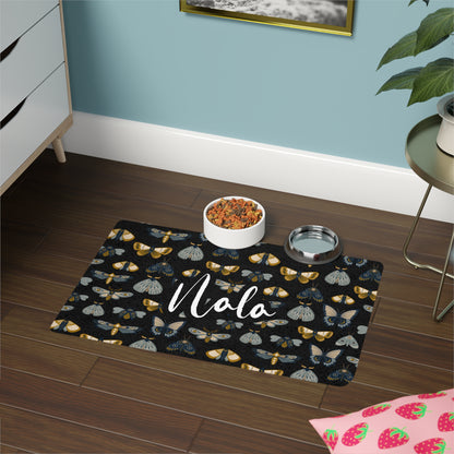 MYSTICAL MOTH PET FOOD MAT