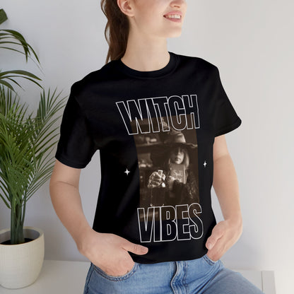 WITCH VIBES T-SHIRT