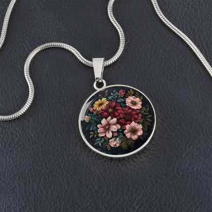 FLORAL NECKLACE